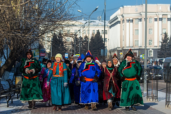 Улан–удэнцев приглашают прогуляться в национальных костюмах